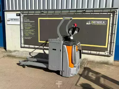 Transpalettes électriques 2019  Still EXH-SF 20 (5)