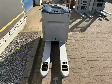 Transpalettes électriques 2019  Still EXH-SF 20 (7)