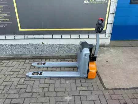 Lavtløftende truck 2022  Still ECH 15 (2)