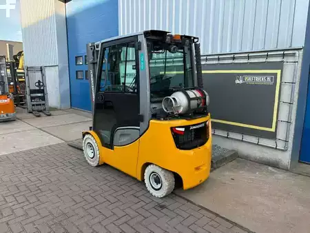 Carretilla elevadora GLP 2017  Jungheinrich TFG320 (5)