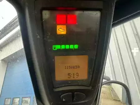 LPG Forklifts 2014  Linde H80T (13)