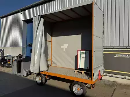 Camions à plate-forme éléctrique 2019  Still LTX50 (5)