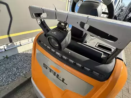 Camions à plate-forme éléctrique 2019  Still LTX50 (4)