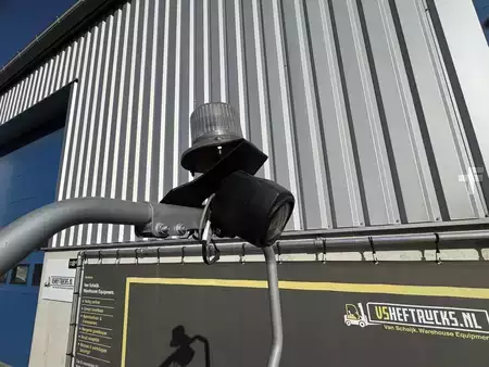 Camions à plate-forme éléctrique 2019  Still LTX50 (8)