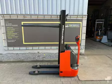 Ruční vysokozdvižný vozík 2018  Linde L10B (1)