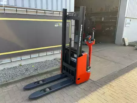 Ruční vysokozdvižný vozík 2018  Linde L10B (3)