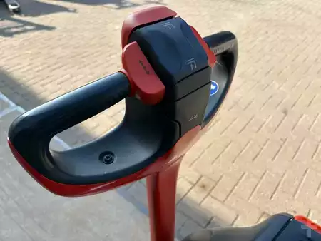 Ruční vysokozdvižný vozík 2018  Linde L10B (7)