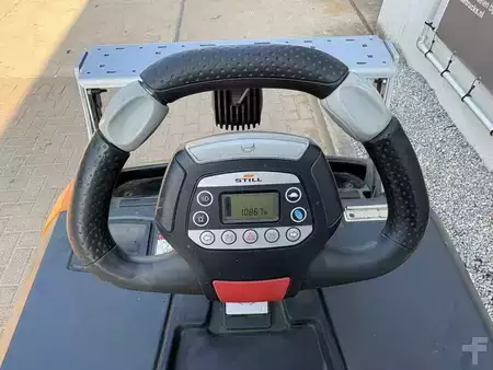 Camions à plate-forme éléctrique 2019  Still LTX50 (8)