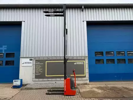 Ruční vysokozdvižný vozík 2018  Linde L10 (2)