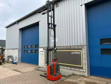 Ruční vysokozdvižný vozík 2018  Linde L10 (9)