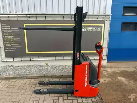 Ruční vysokozdvižný vozík 2019  Linde L10B (1)