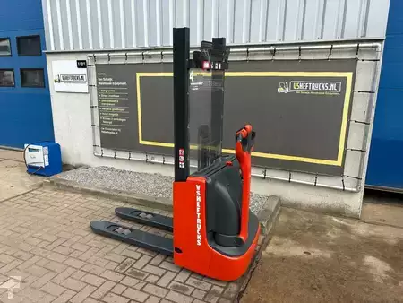 Ruční vysokozdvižný vozík 2019  Linde L10B (4)