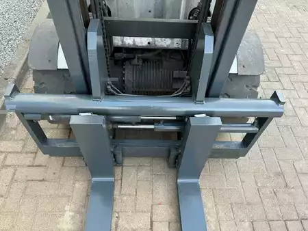 Eléctrica de 4 ruedas 2018  Still RX60-50 (8)