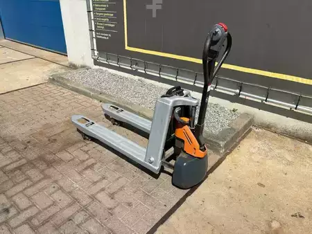 Lavtløftende truck 2022  Still ech12c (6)
