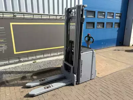 Ruční vysokozdvižný vozík 2019  Still EXV16 (5)