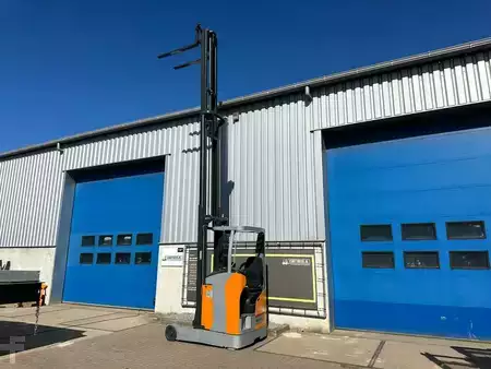 Reach Trucks 2017  Still FMX14 (8)
