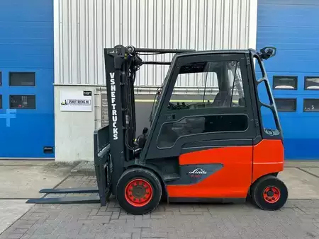 Eléctrica de 4 ruedas 2014  Linde E40-01/600 (2)