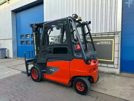 Eléctrica de 4 ruedas 2014  Linde E40-01/600 (7)