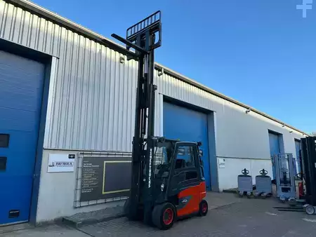 Eléctrica de 4 ruedas 2014  Linde E40-01/600 (9)