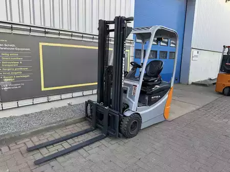 3-wiel elektrische heftrucks 2011  Still RX50-13 (3)