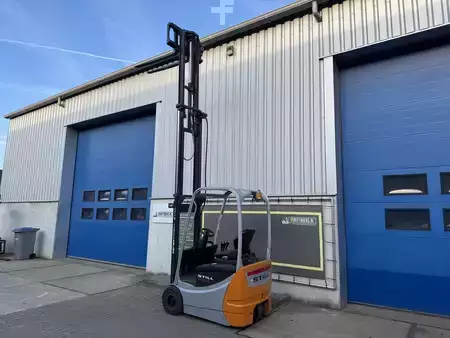 3-wiel elektrische heftrucks 2011  Still RX50-13 (7)