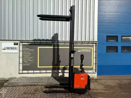 Pinontavaunu 2004  Toyota 7SM10 (2)