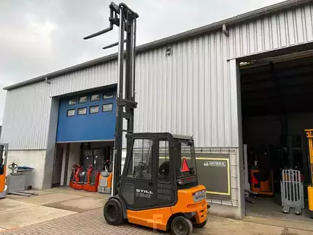 Elektrisk- 4 hjul 2005  Still r60-35 (6)