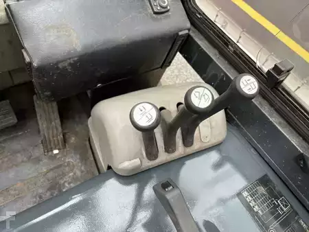 Elektrisk- 4 hjul 2005  Still r60-35 (9)