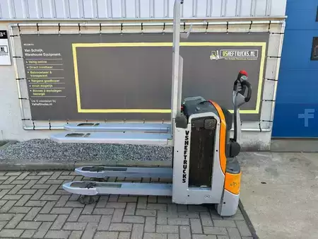 Wózki niskiego podnoszenia 2016  Still EXUH20 (1)