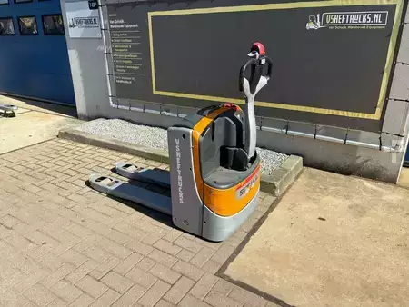 Nízkozdvižný vozík 2020  Still exu16 (5)