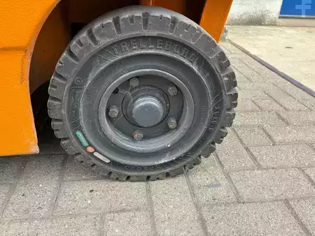 Elektromos 4 kerekű 2018  Still RX20-20P (10)