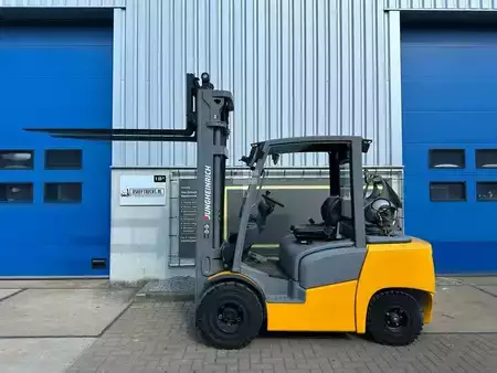 Carretilla elevadora GLP 2017  Jungheinrich TFG 430 GE180-440DZ (1)