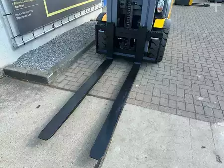 Carrelli elevatori GPL 2017  Jungheinrich TFG 430 GE180-440DZ (13)