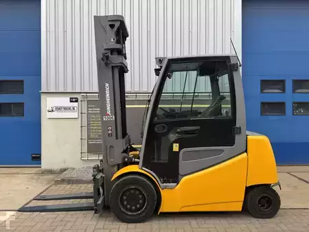 Eléctrica de 4 ruedas 2018  Jungheinrich EFG 540k-650DZ zh1 (2)