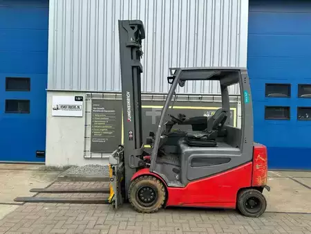 Eléctrica de 4 ruedas 2016  Jungheinrich EFG 430k GE-450ZT ZVG (1)