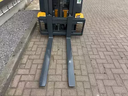 Eléctrico - 3 rodas 2015  Jungheinrich EFG 220-480DZ (14)