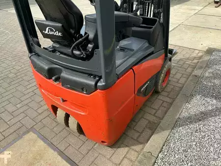 Eléctrica de 3 ruedas 2020  Linde E12 (10)
