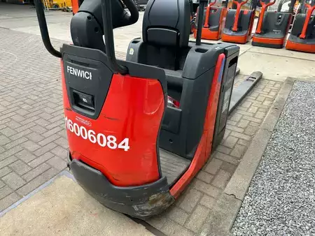 Niederhubwagen 2020  Linde n20 (8)