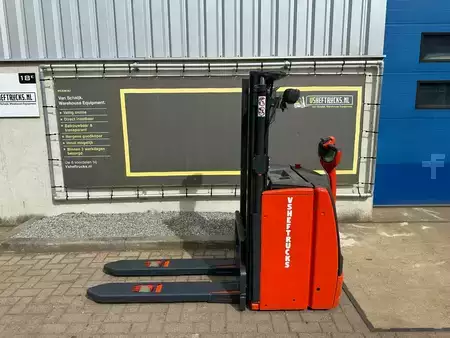 Ruční vysokozdvižný vozík 2018  Linde L16i (1)