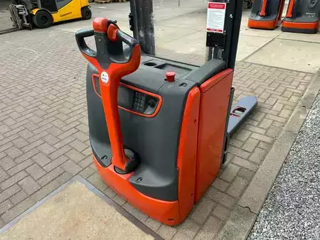 Ruční vysokozdvižný vozík 2018  Linde L16i (8)