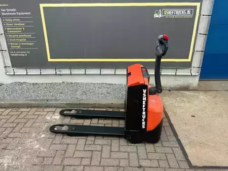 Elektrische palletwagens 2019  Toyota LWE140 (2)