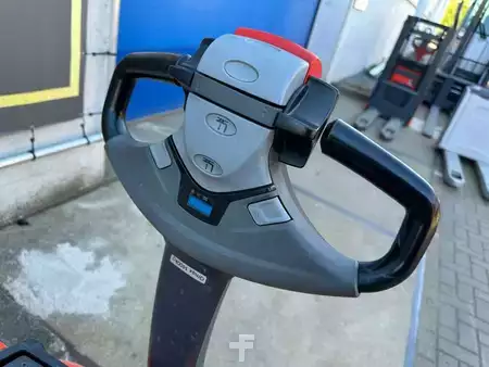 Elektrische palletwagens 2019  Toyota LWE140 (9)