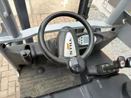 Electric - 3 wheels 2021  Still RX50-13 (15)