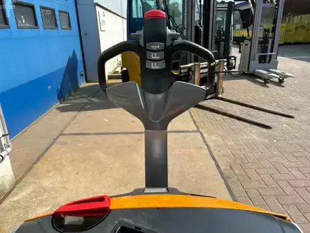 Nízkozdvižný vozík 2020  Still EXU20 (7)
