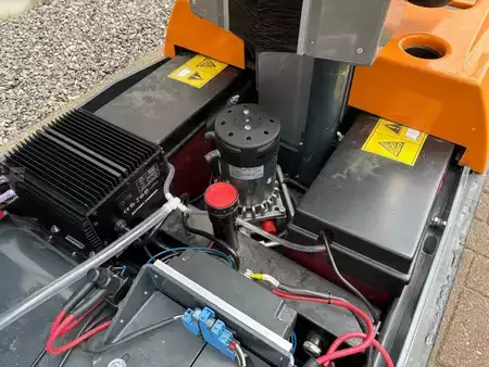 Horizontal Order Pickers 2019  Still LUI Mini s.k (14)