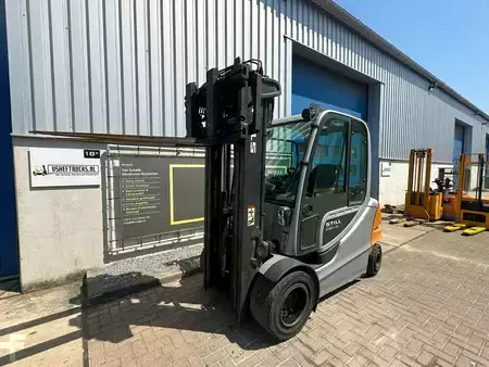 Chariots électriques à 4 roues 2019  Still RX60-40 (6)