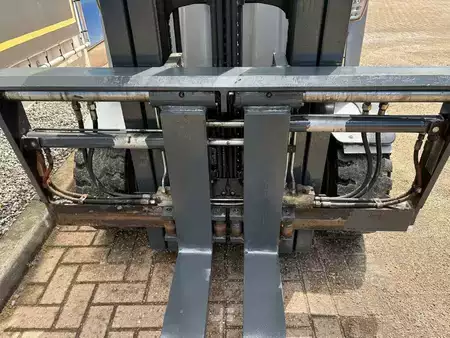 Chariots électriques à 4 roues 2016  Still RX60-30 (10)