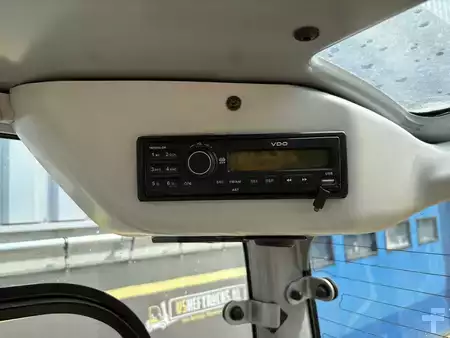 Chariots électriques à 4 roues 2016  Still RX60-30 (13)