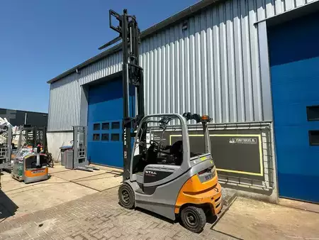 4-wiel elektrische heftrucks 2019  Still RX60-30 (9)