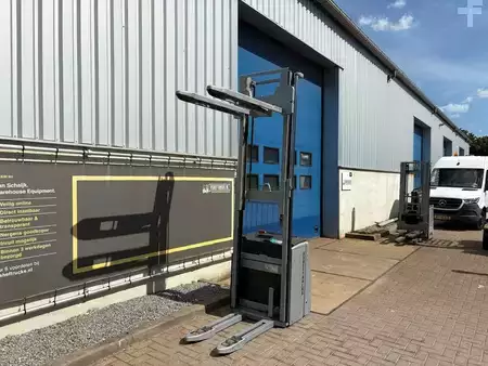 Stacker pedestre 2015  Still EXV 14I (5)